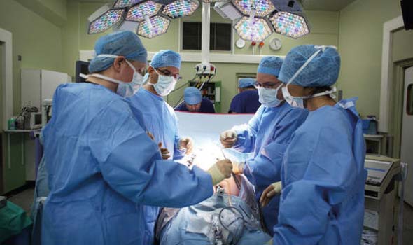 junior-surgeons-in-the-UK